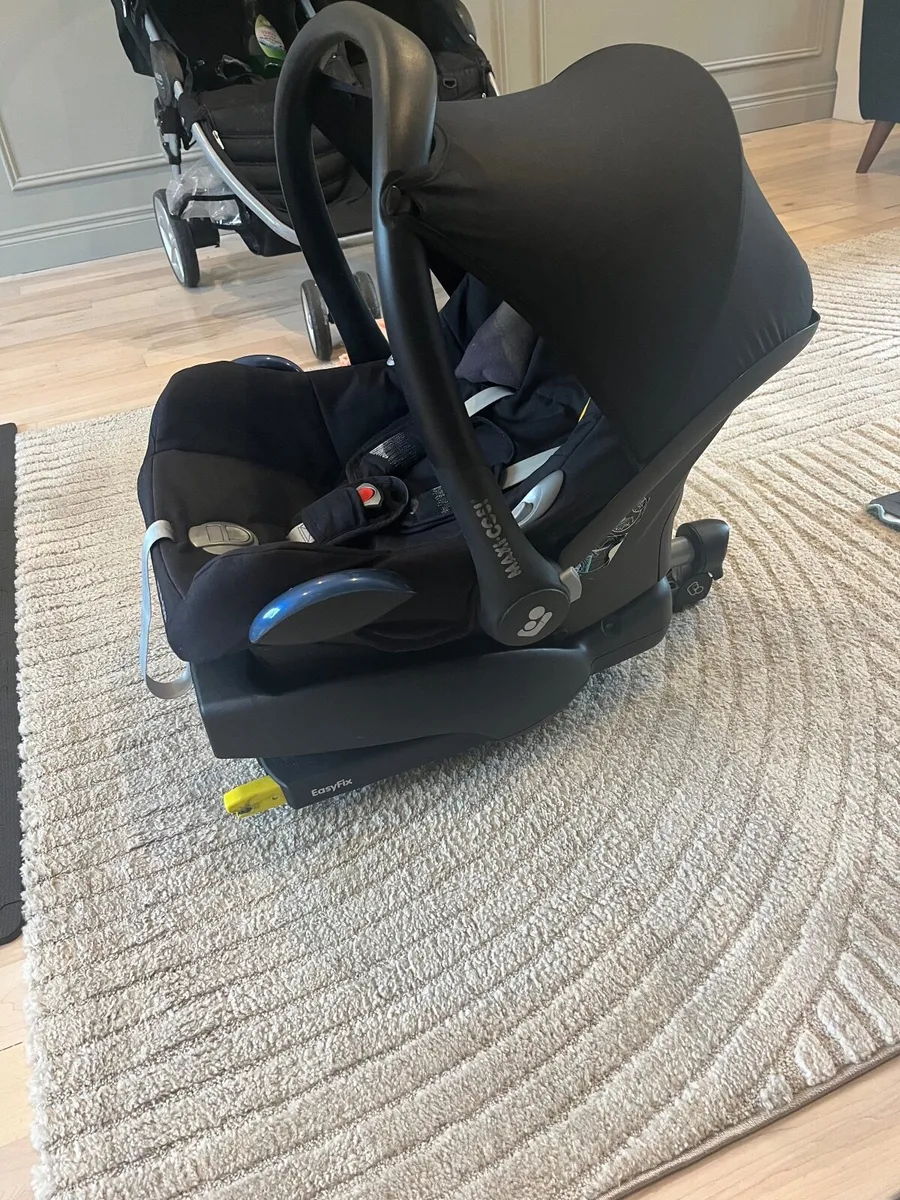 Maxi cosi and isofix - Image 3