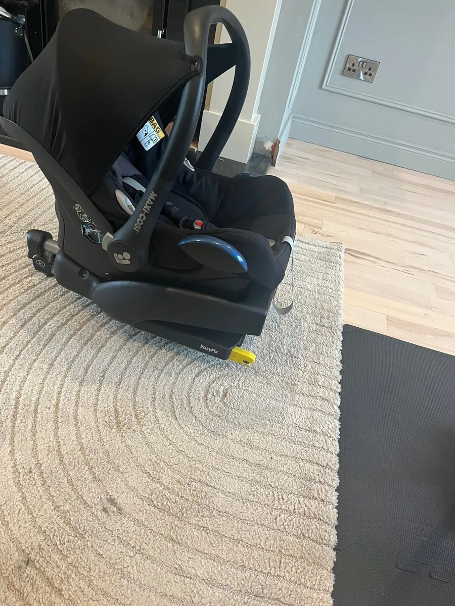 Maxi cosi and isofix - Image 4