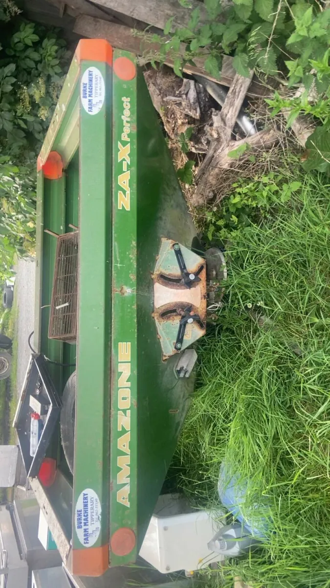 Fertiliser spreader - Image 4