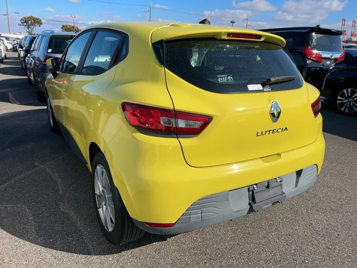 Renault Clio Luticia 5DR Auto 1.2 Automatic - Image 3