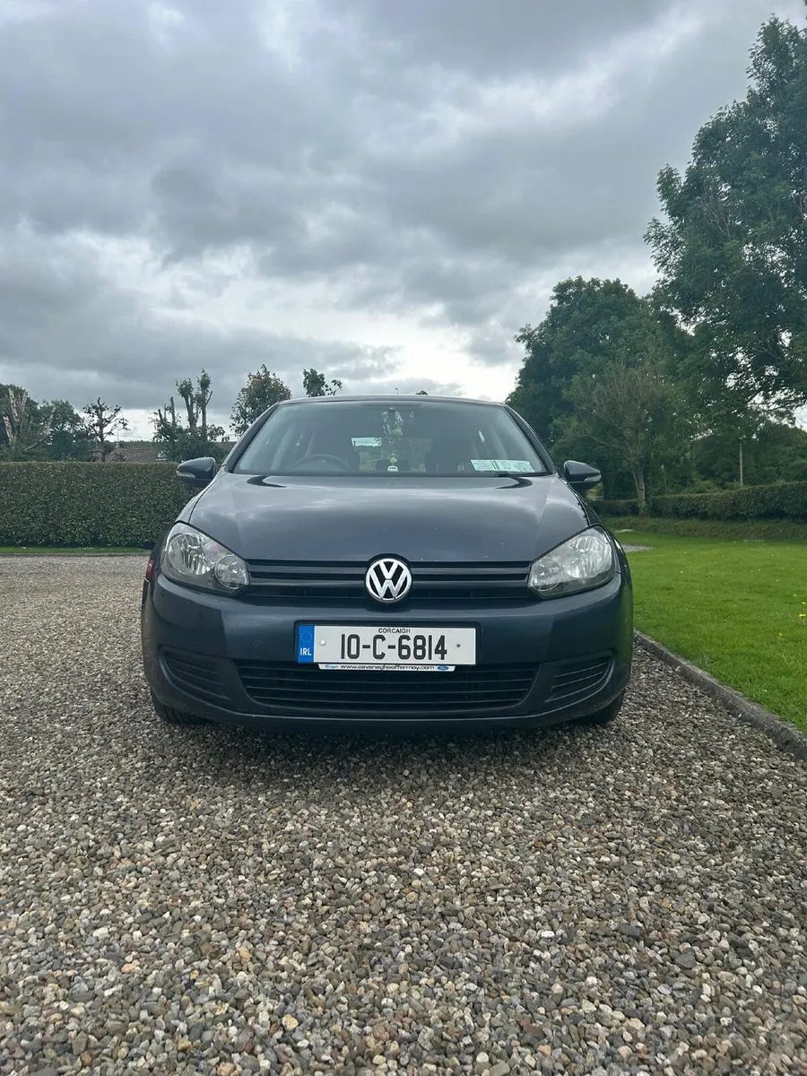 Volkswagen Golf 2010 - Image 1