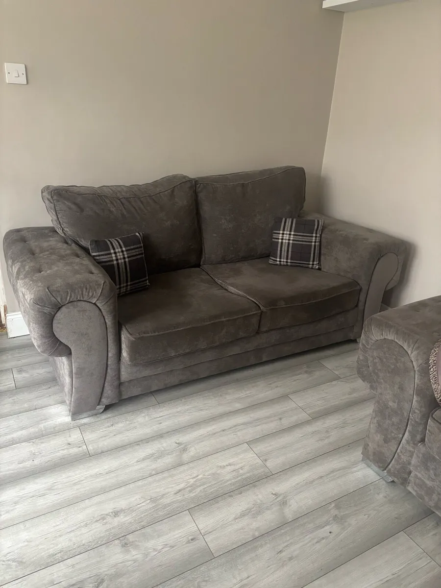 Two 2 seater couches - Image 2