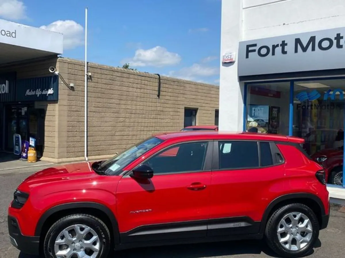 Jeep Avenger Altitude 5DR AUT EV - Image 3