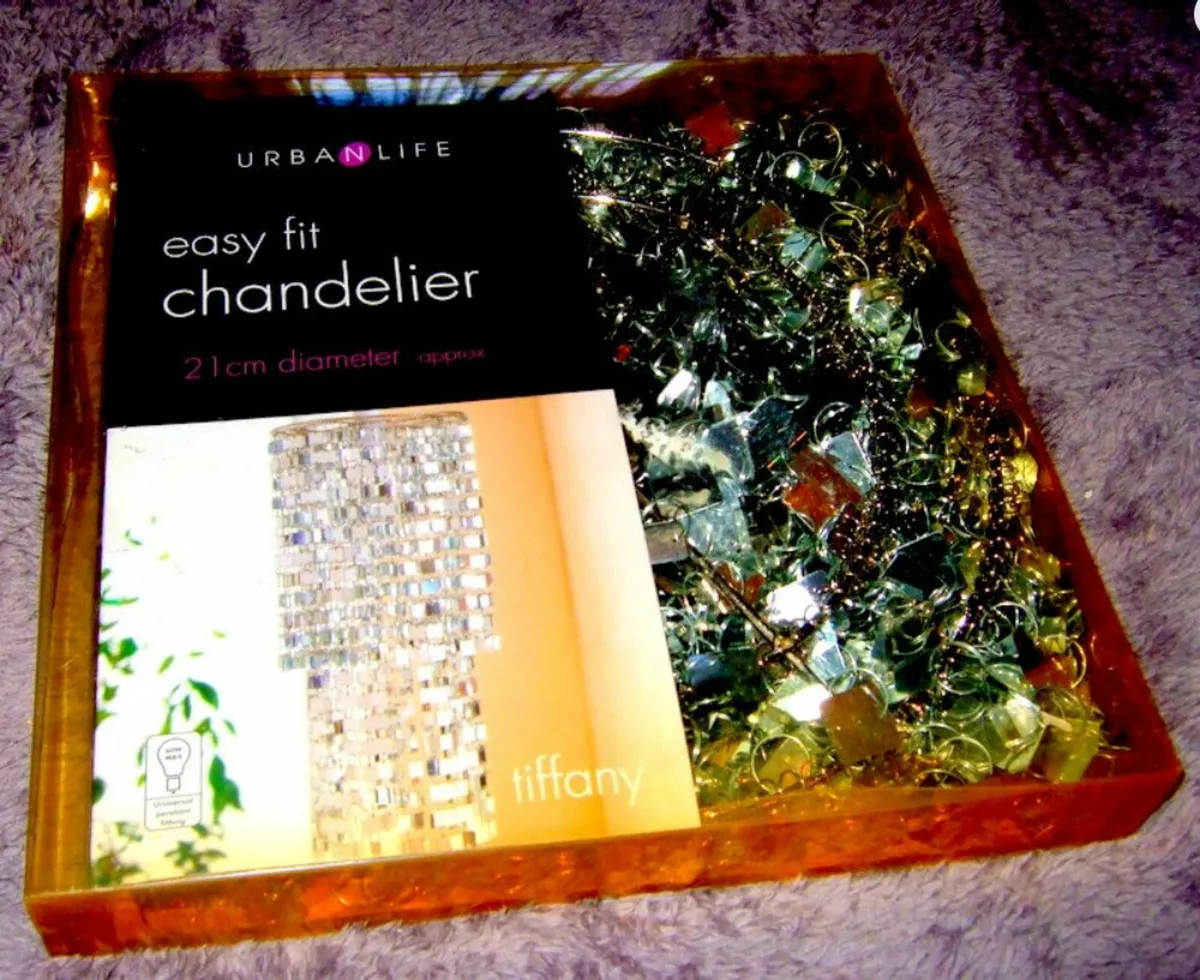 BNWT Easy Fit Chandelier - Image 4