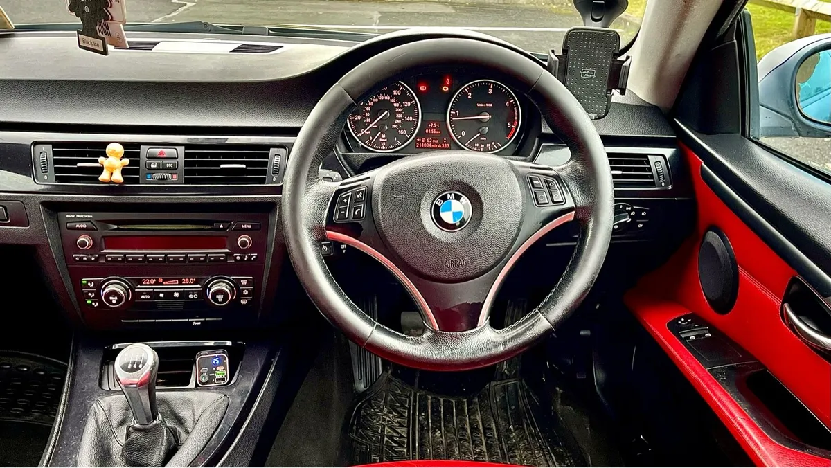 Quick SALE BMW 320D Coupe – Sporty & Stylish - Image 1
