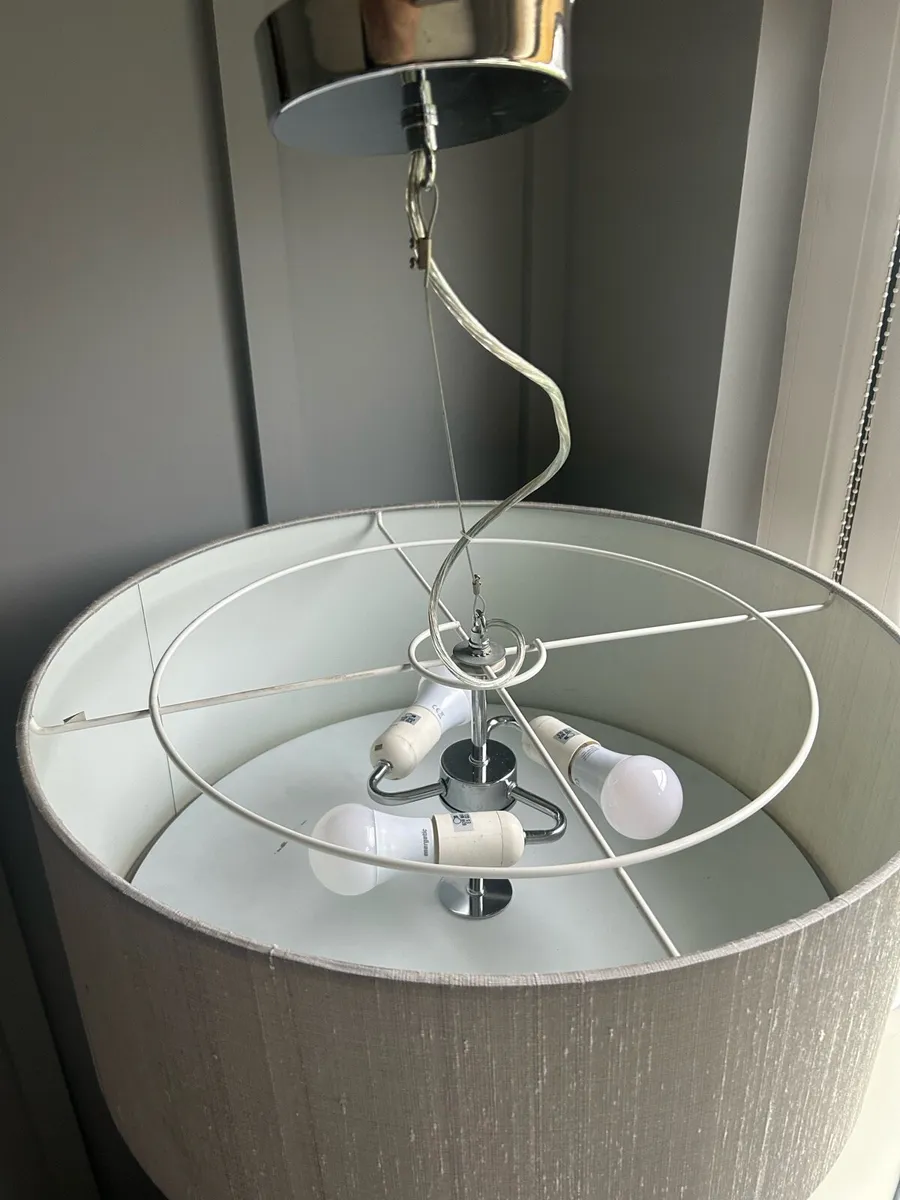 Light fixture - Image 4