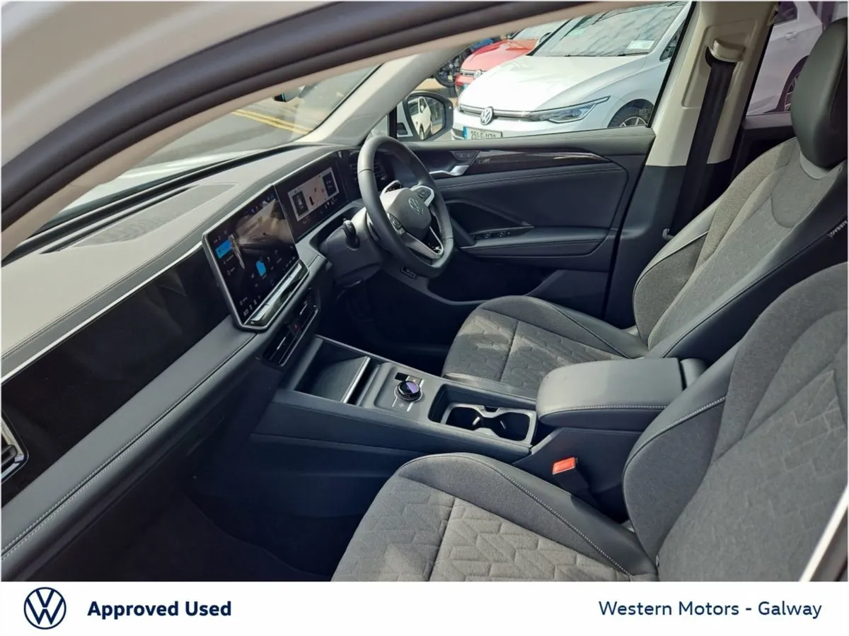 Volkswagen Tiguan Tiguan Life 1.5 Phev DSG 204HP - Image 4