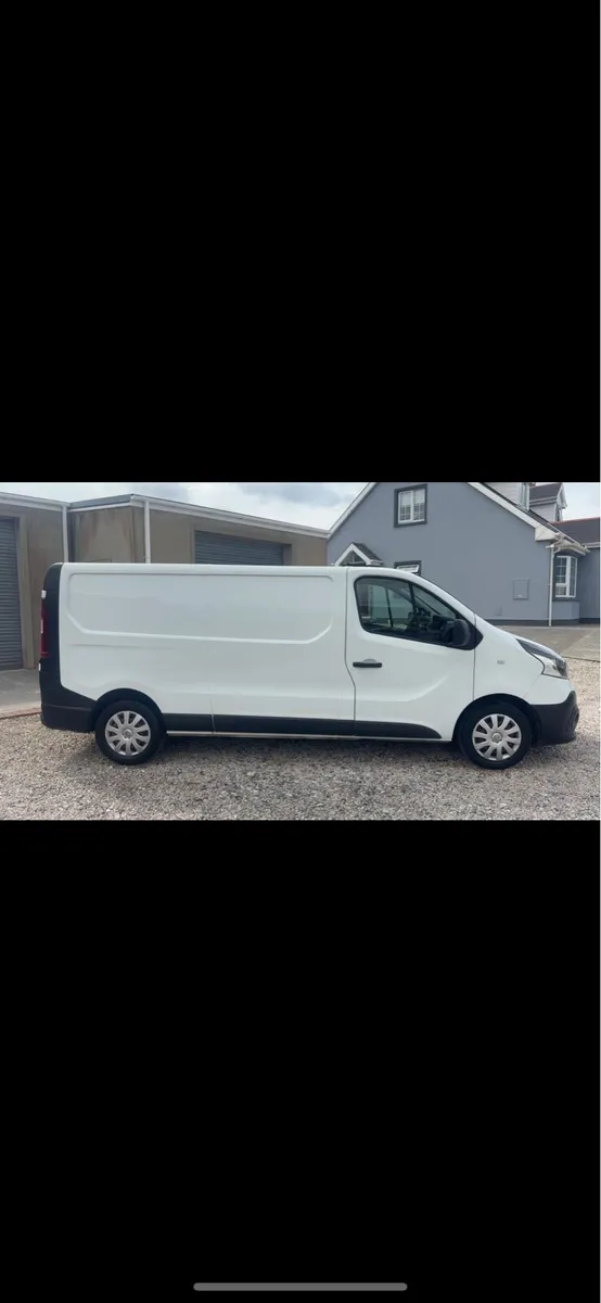 Renault Traffic LWB - Image 3