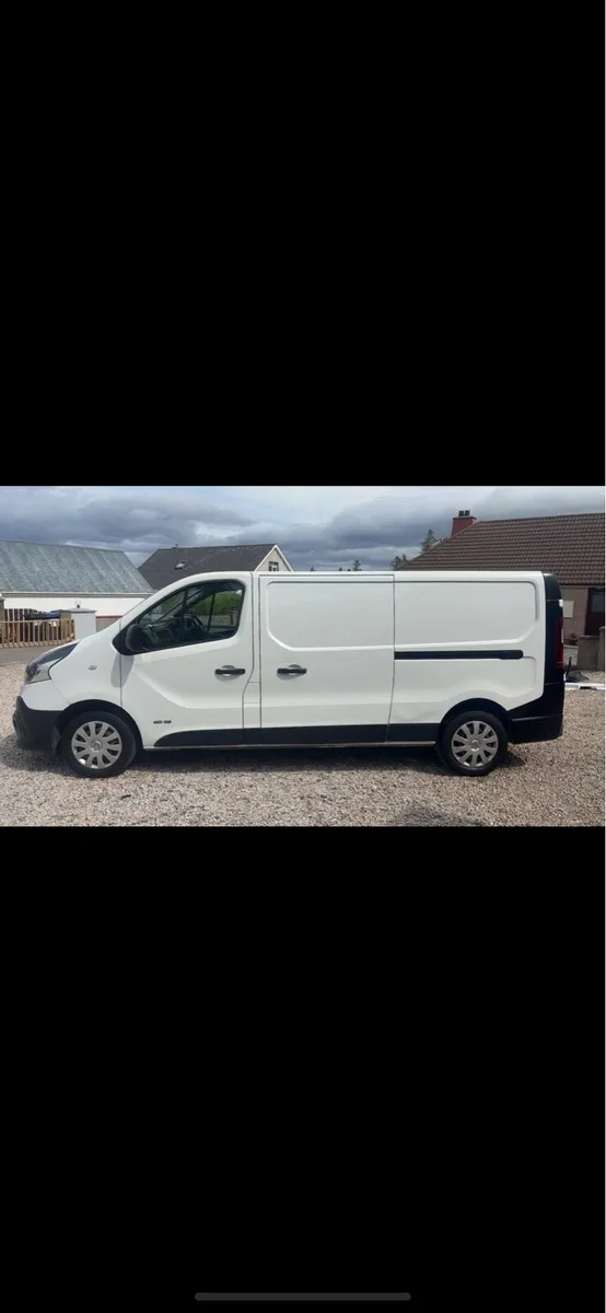 Renault Traffic LWB - Image 4