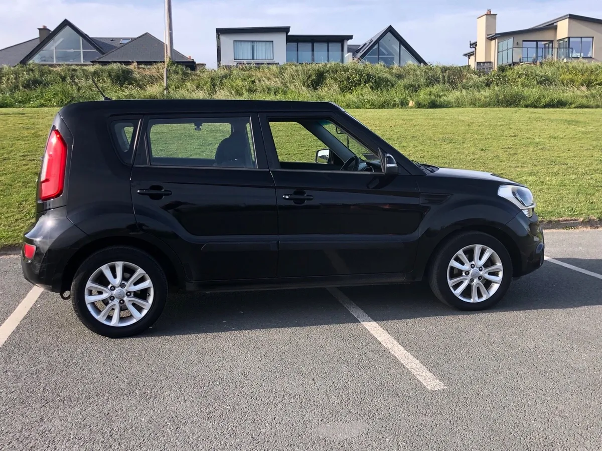 2012 Kia Soul TAX 05/26 - Image 4