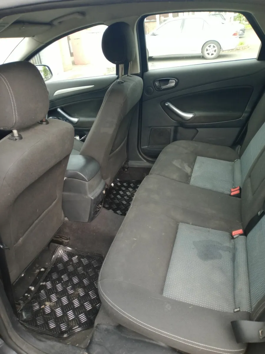 Ford Mondeo 2009 - Image 2