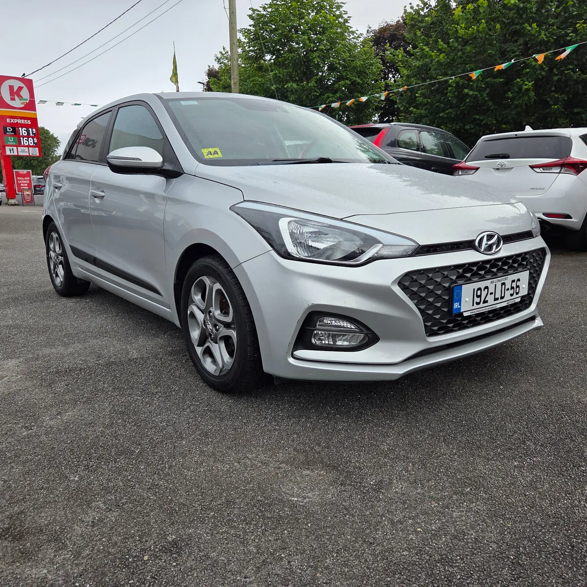 Hyundai i20 2019 Deluxe Plus1.2 5DR - Image 2