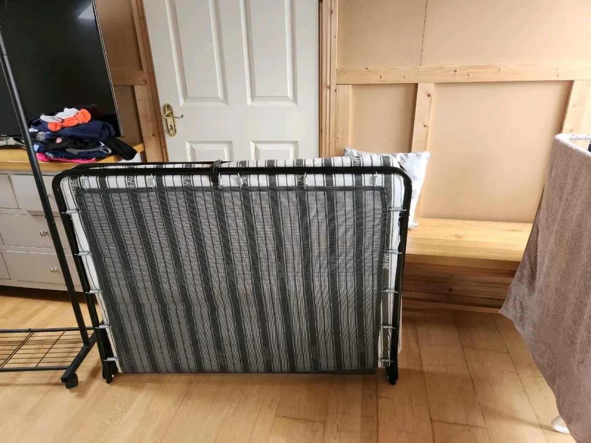 Gay bee Double folding bed - Image 2