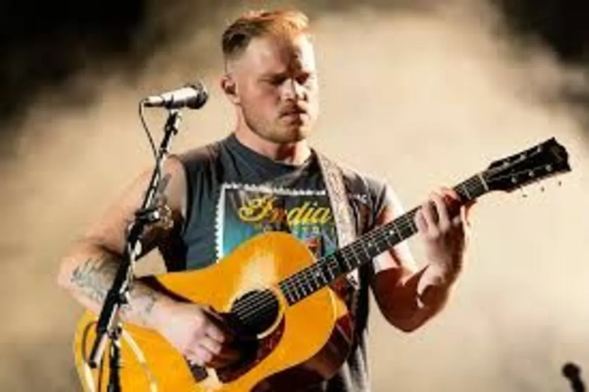 Zach bryan sunday