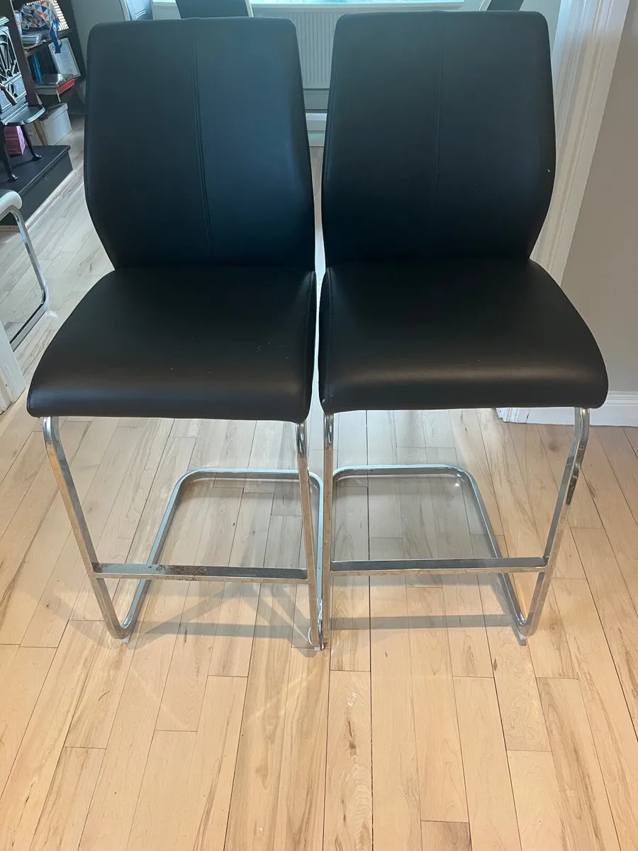 Kitchen stools - Image 1