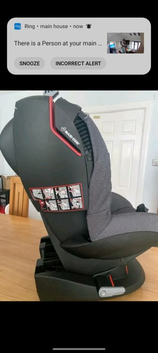 Maxi cosi car seat like new - Image 3