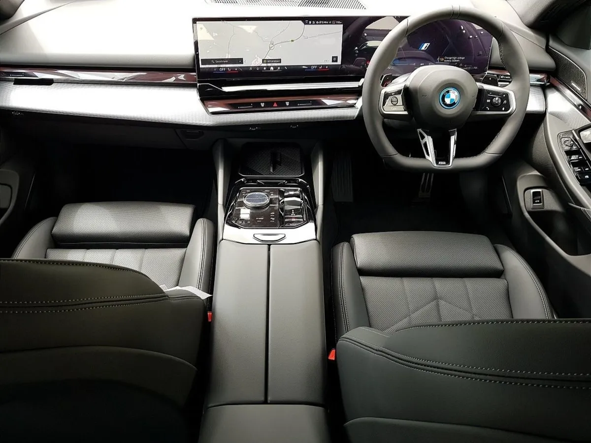 BMW 5 Series 530e M Sport - Image 4