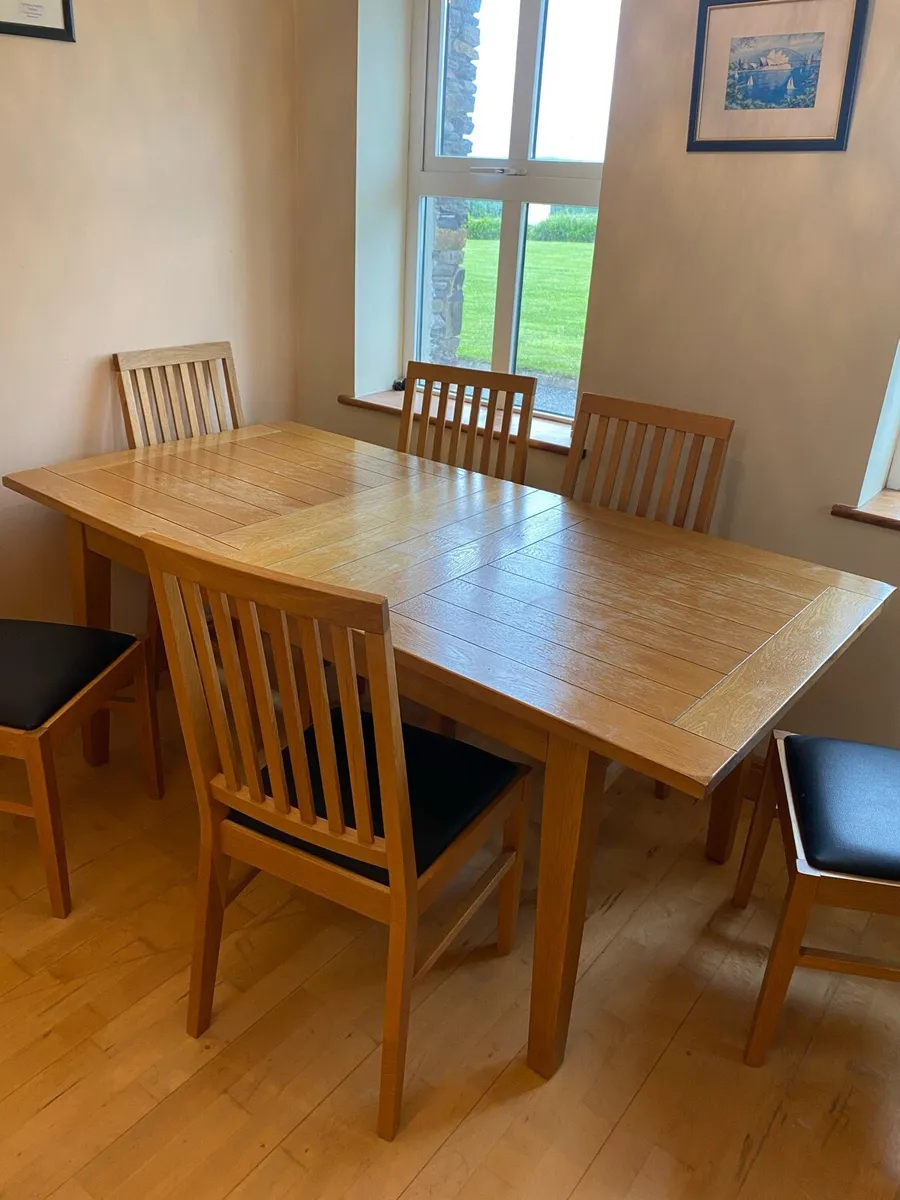 Kitchen table - Image 2