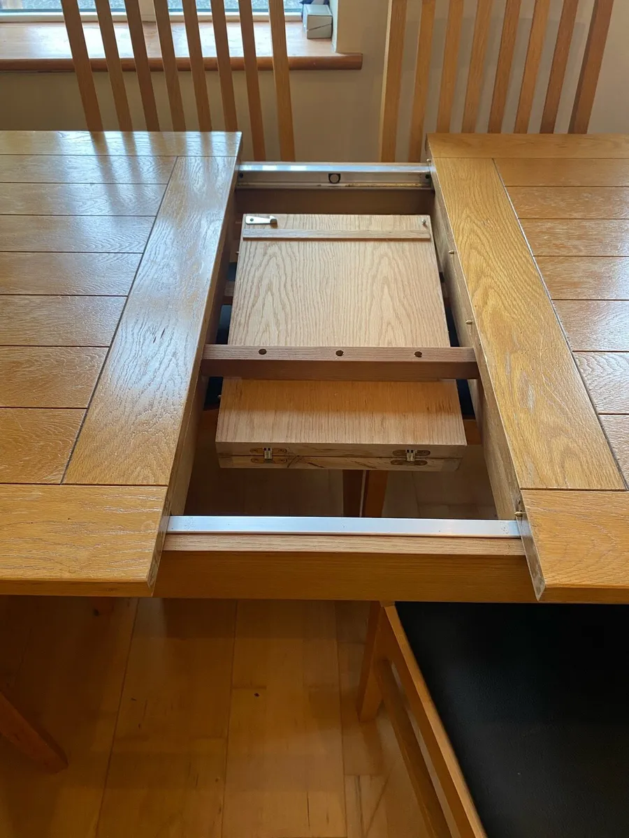 Kitchen table - Image 4