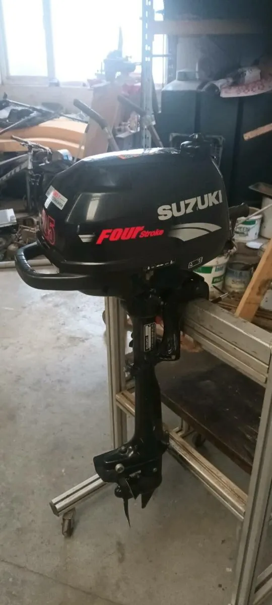 Suzuki outboard - Image 2