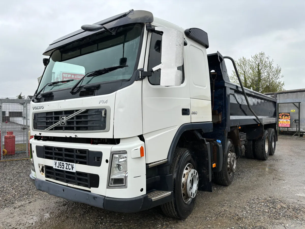 2010 Volvo FM 8 Wheeler Tipper Lorry - Image 3