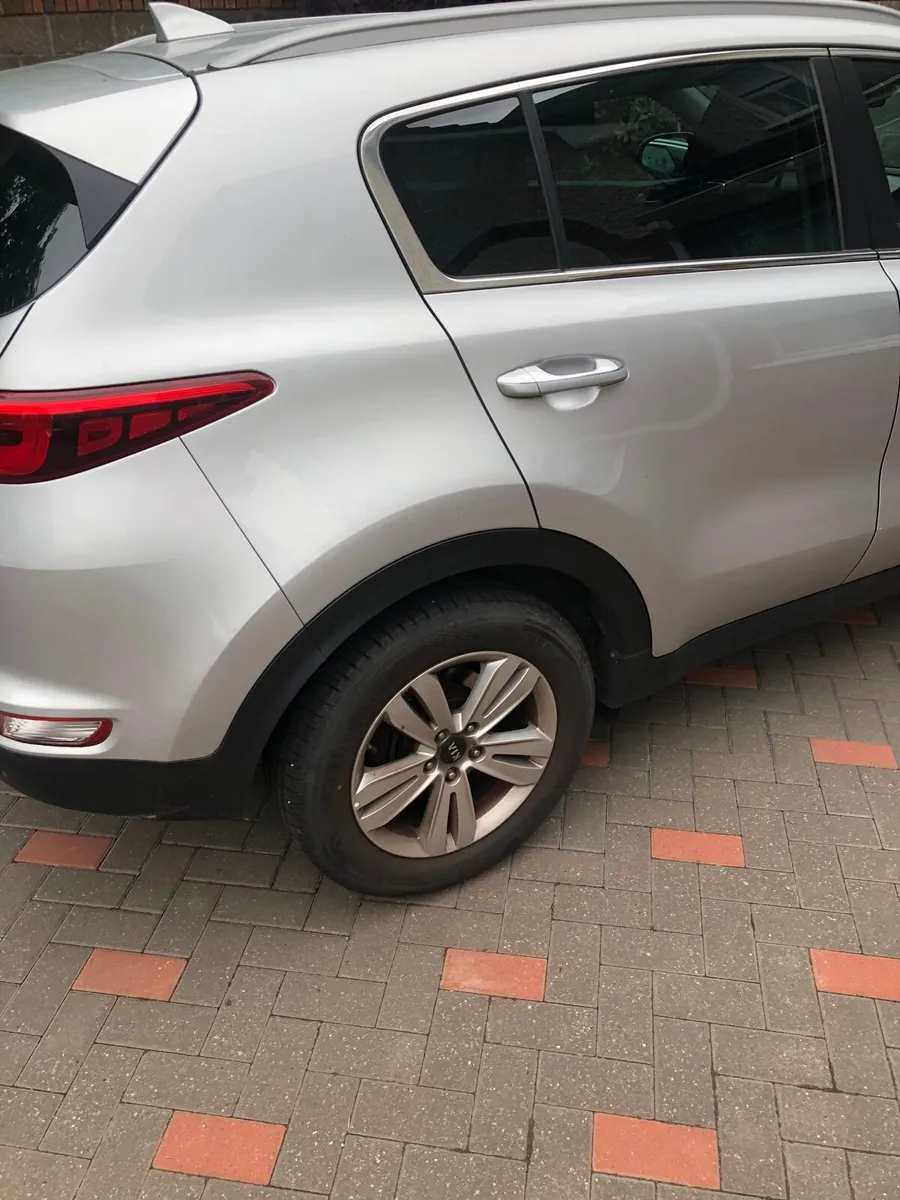 Kia Sportage EX 162 5 Door Model Low Kms! - Image 3