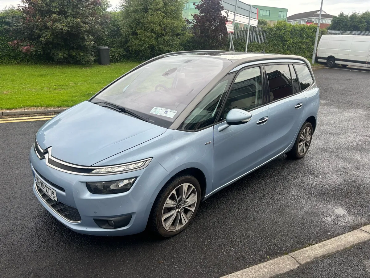 141 PICASSO 2.0 7 SEATS - Image 2