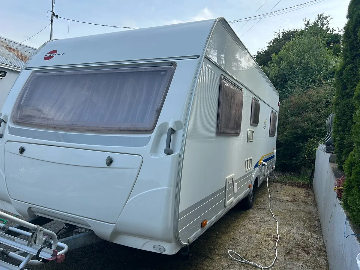 6/7 Berth Burstner Caravan for Sale - Image 4