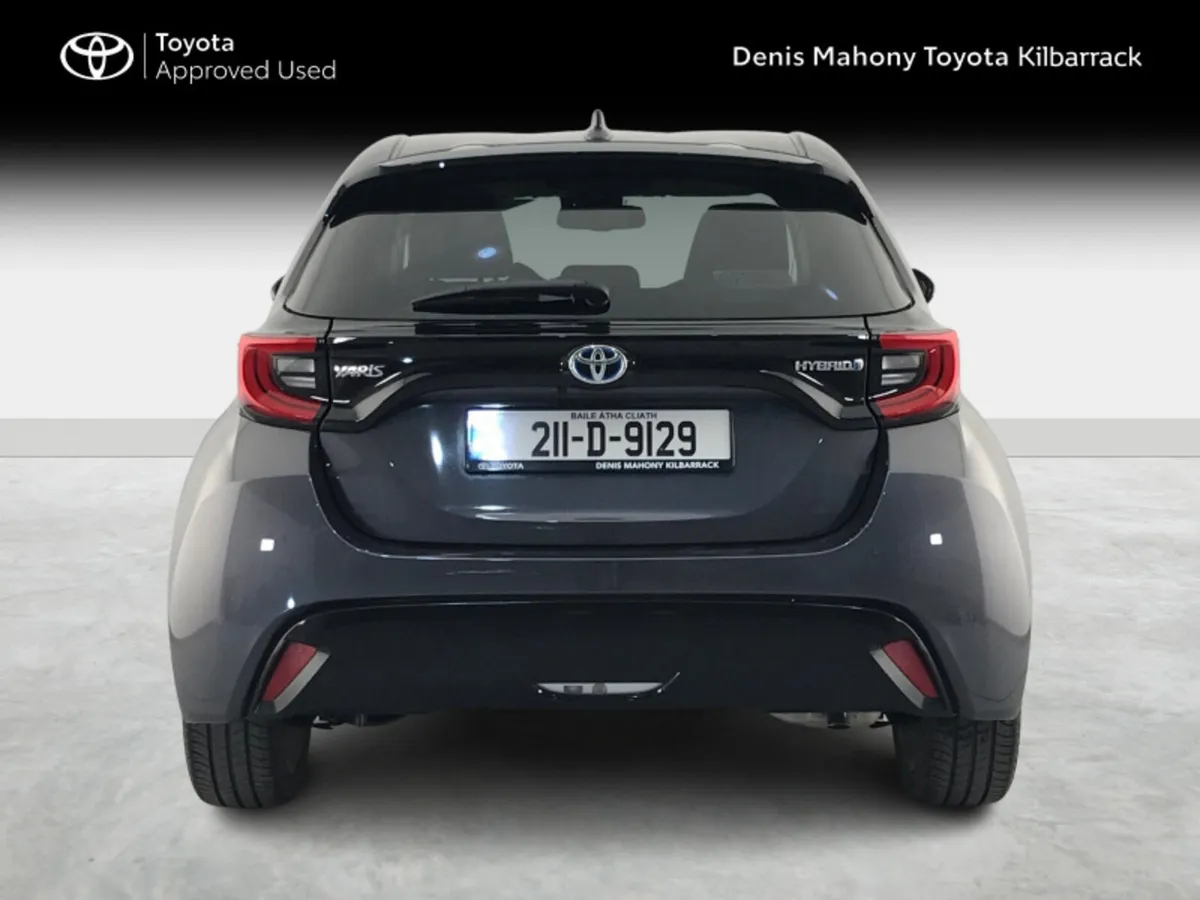 Toyota Yaris YARIS HYBRID PLATINUM - Image 4