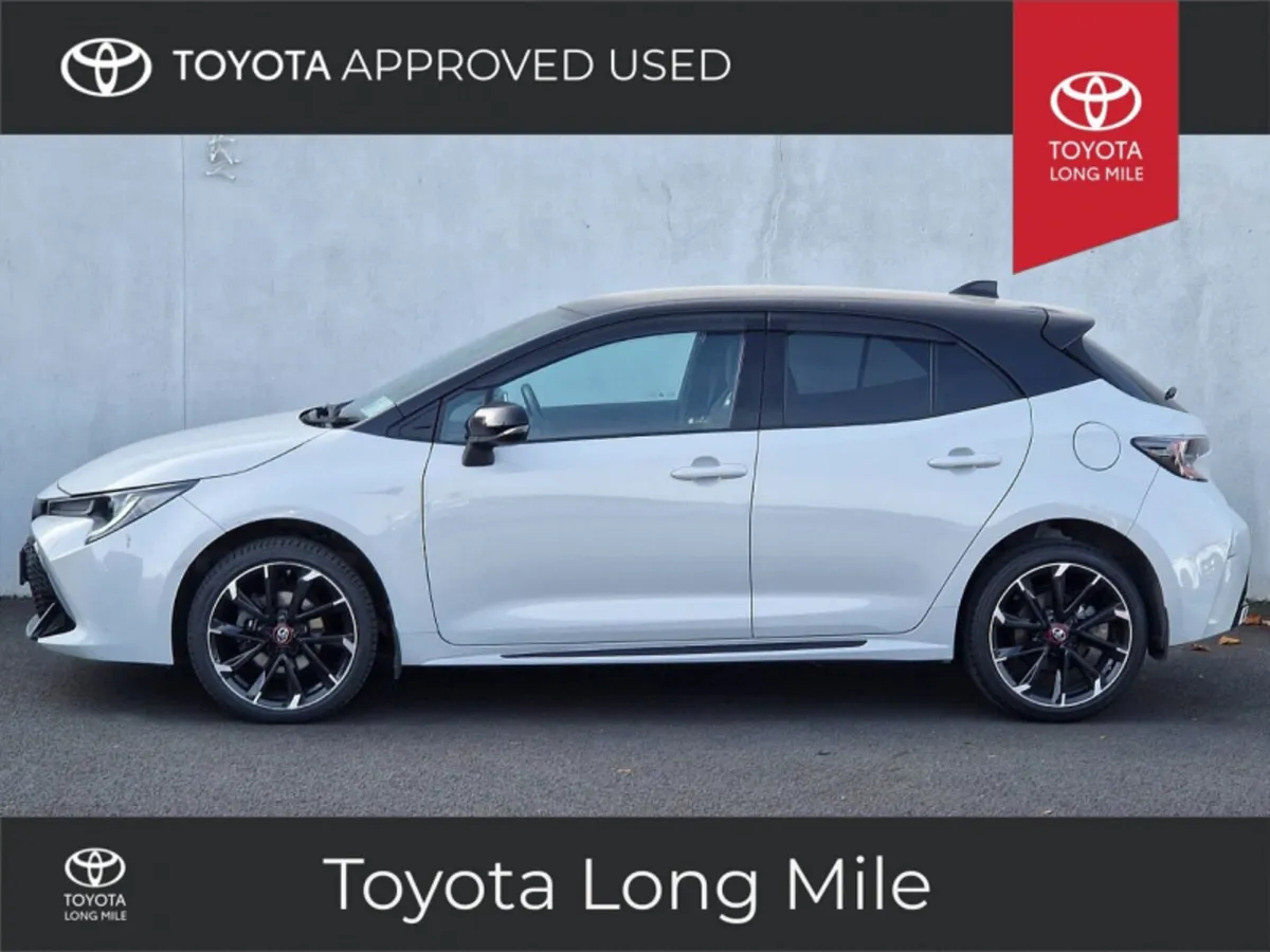 Toyota Corolla 1.8 HYBRID GR SPORT 5 DR - Image 4