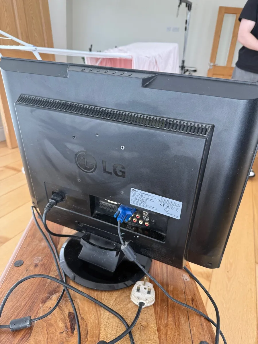 LG Screen - Image 3
