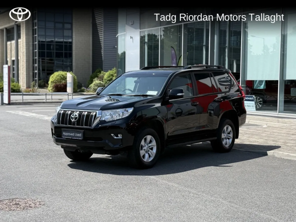 Toyota Land Cruiser MANUAL COMMERCIAL WITH VAT - Image 3