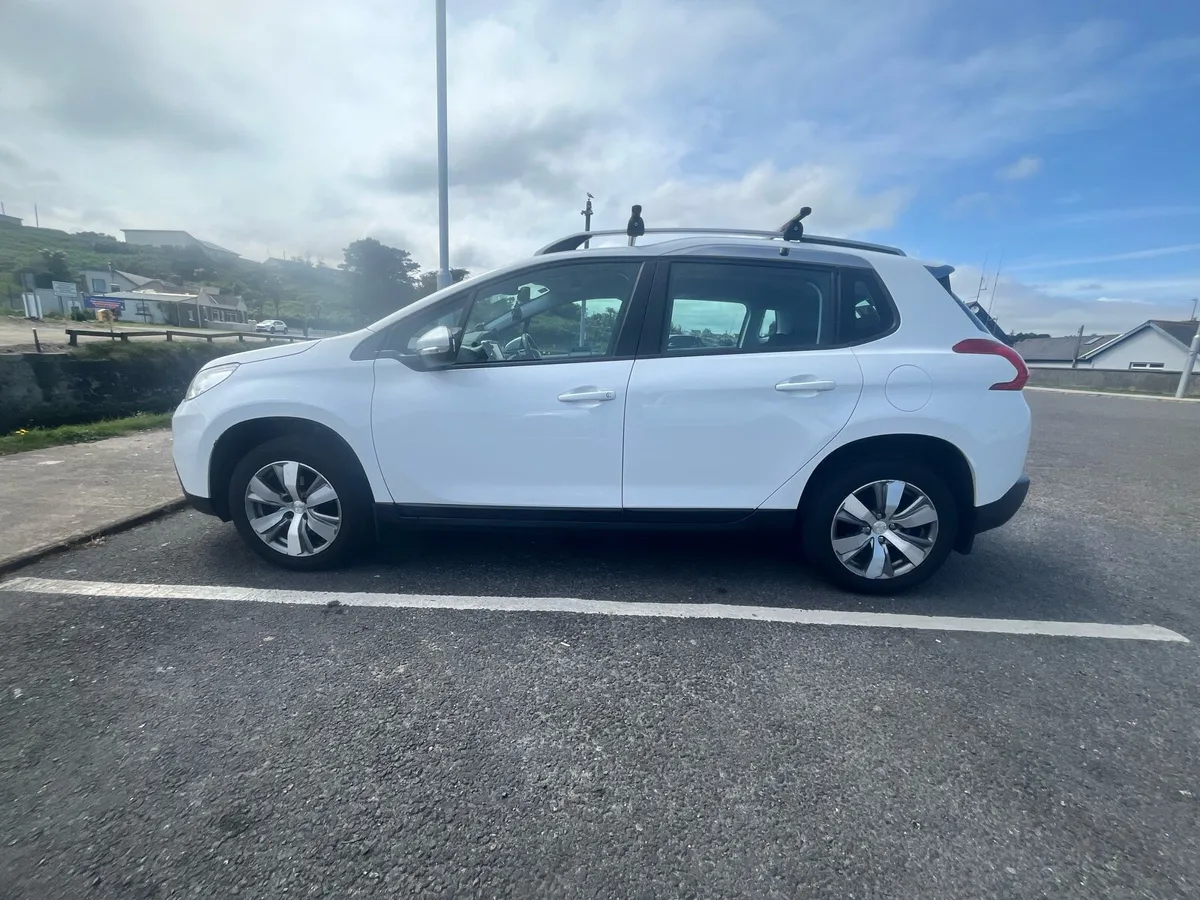 Peugeot 2008 - Image 1