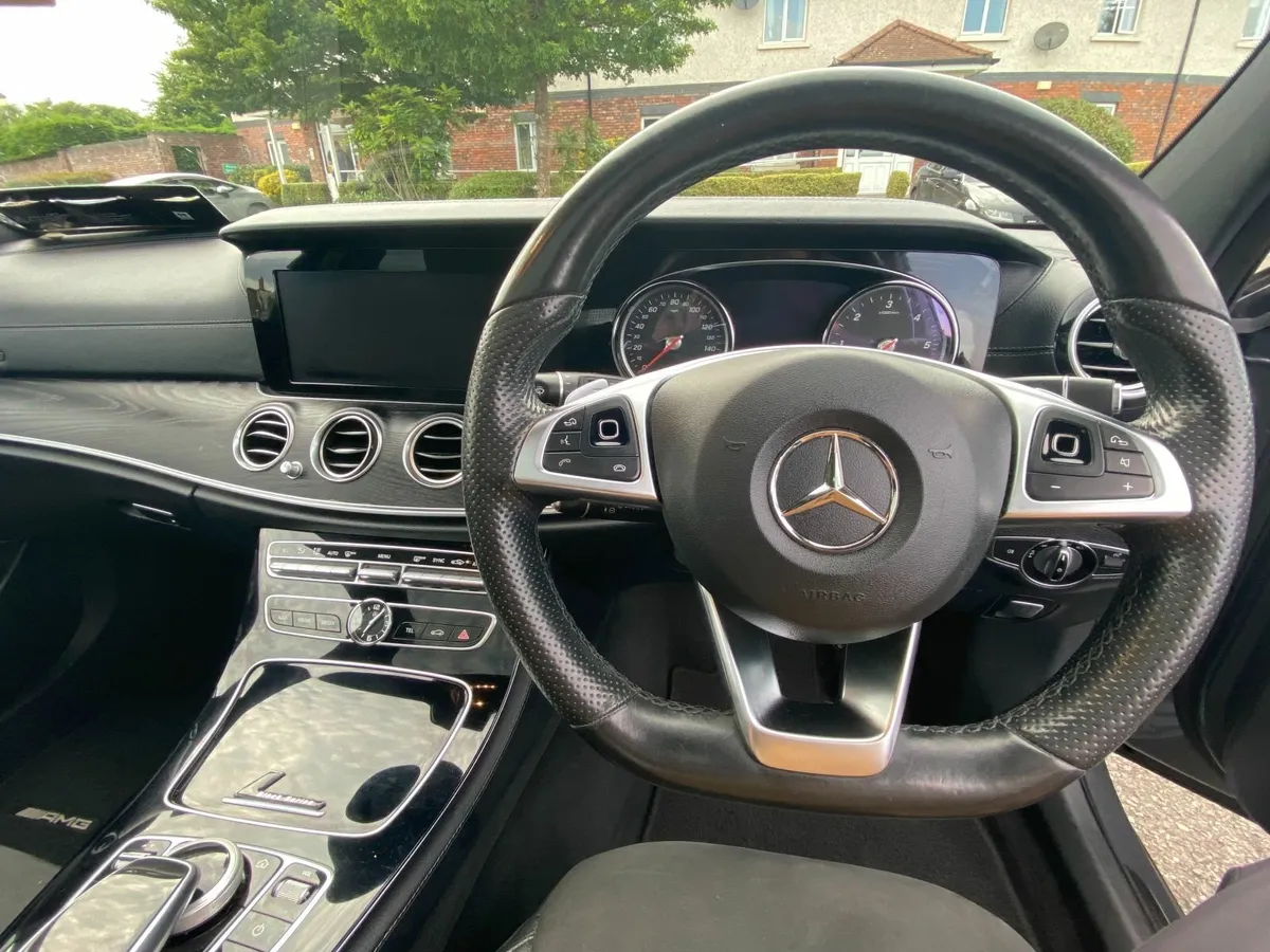 Mercedes-Benz E-Class 2018 - Image 3
