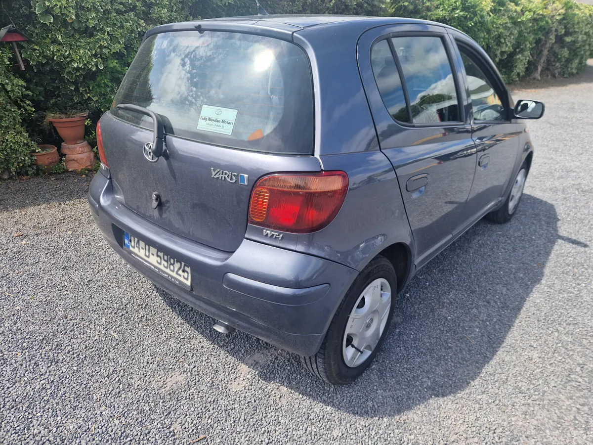 Toyota Yaris LOW MILEAGE 2004 - Image 4