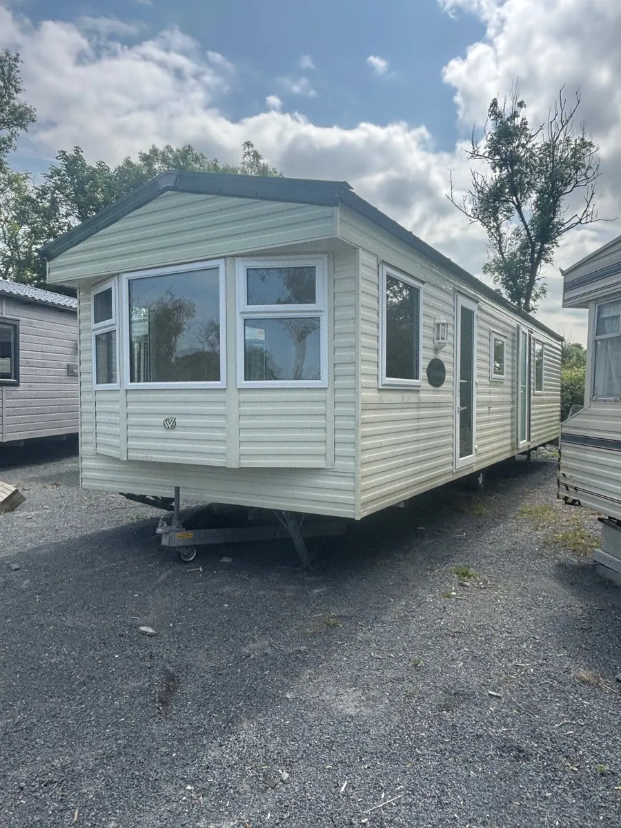 Mobile home (10ft wide) Double glazed - Image 1