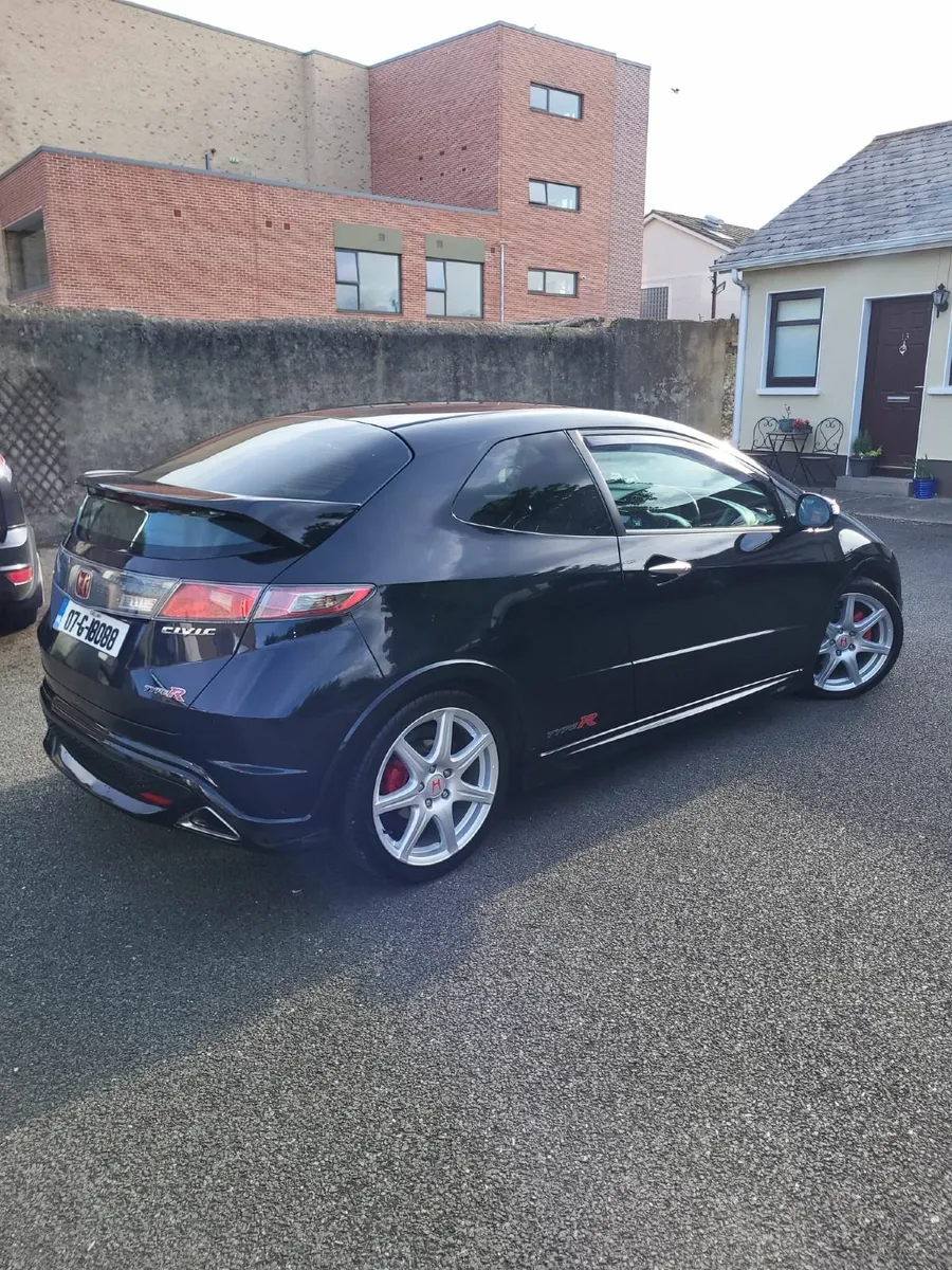 HONDA CIVIC TYPE R - Image 2