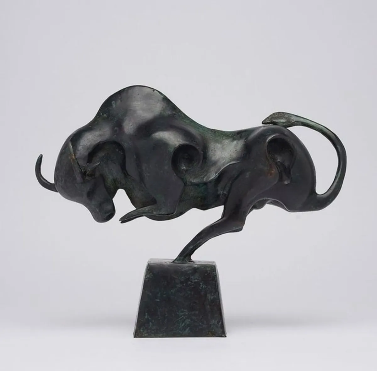 Large Bull (35cm) - Patinated Bronze - Image 2