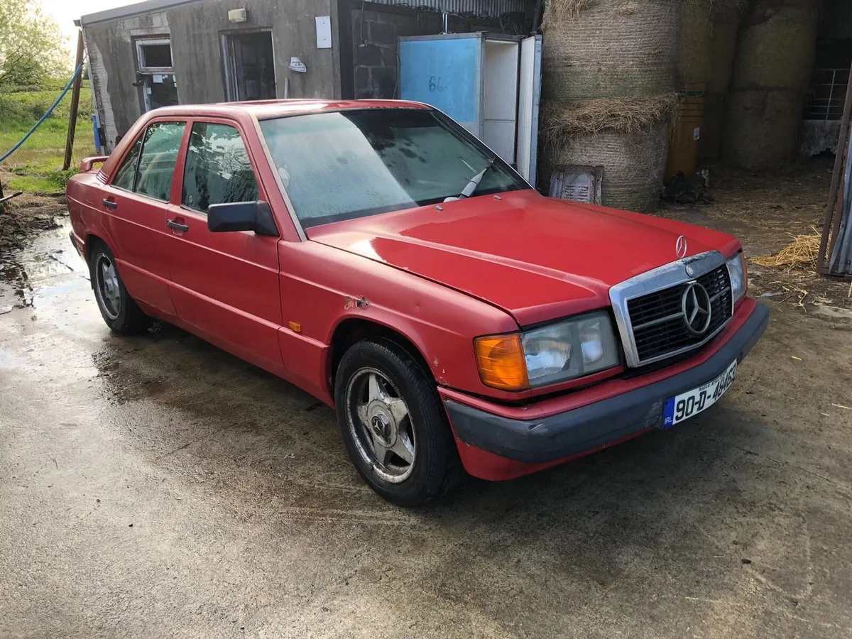 1990 Mercedes 190 diesel genuine barnfind project. - Image 2