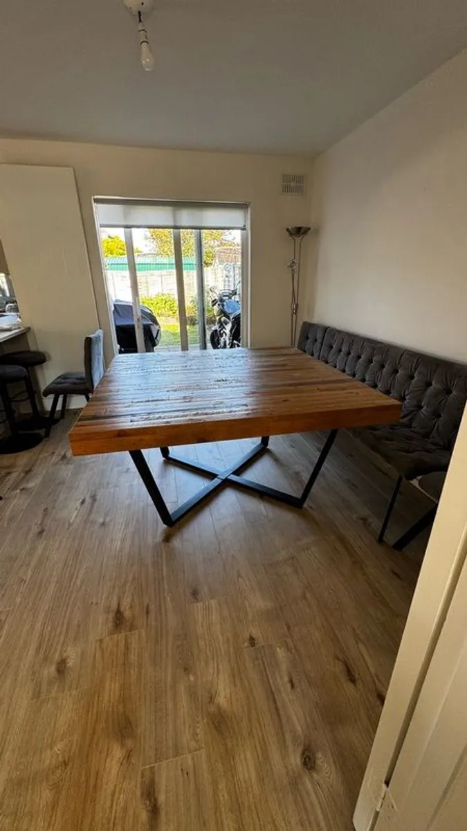Square Dining Table - 147x147 cm - Image 2