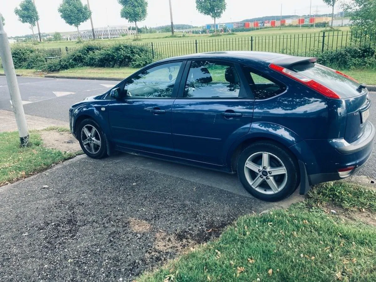 2007 Ford Focus - Image 3