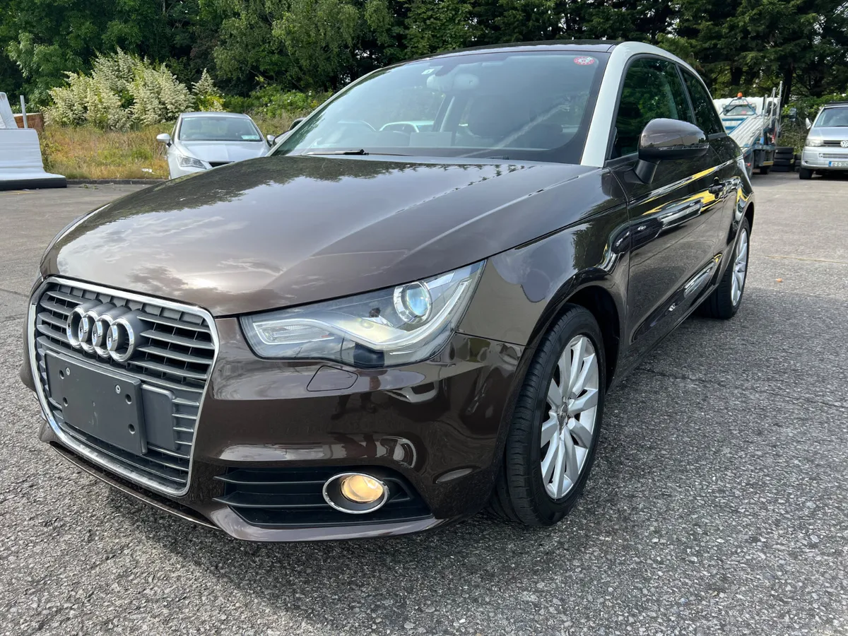 2012 A1 TWO TONE NCT 26 LOW KMS - Image 4