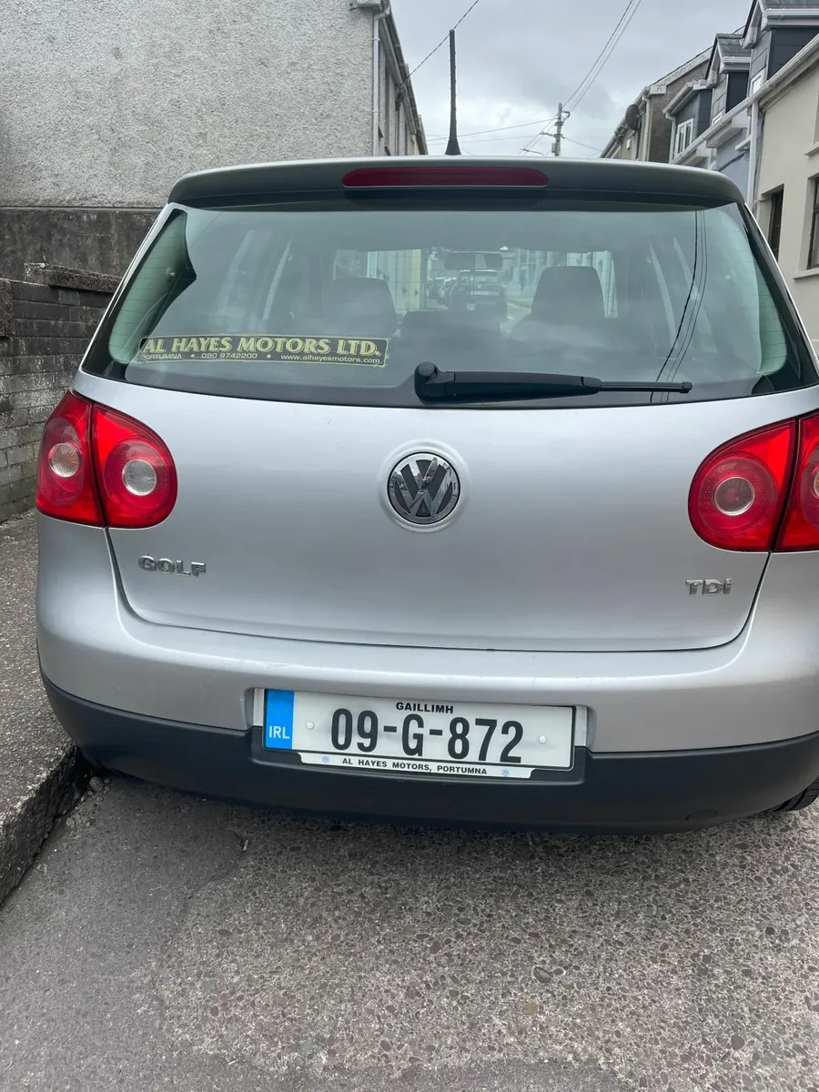 Volkswagen Golf 2009 - Image 4