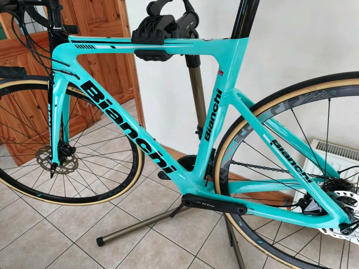 Bianchi Aria Aero disc carbon - Image 4