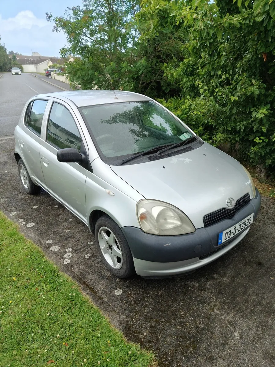 Toyota Yaris 2003 - Image 1