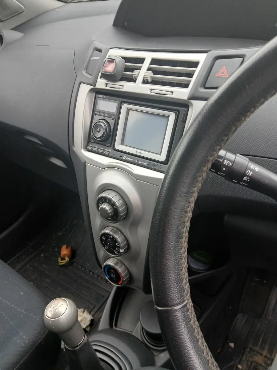 Toyota Yaris 2008SR model - Image 2