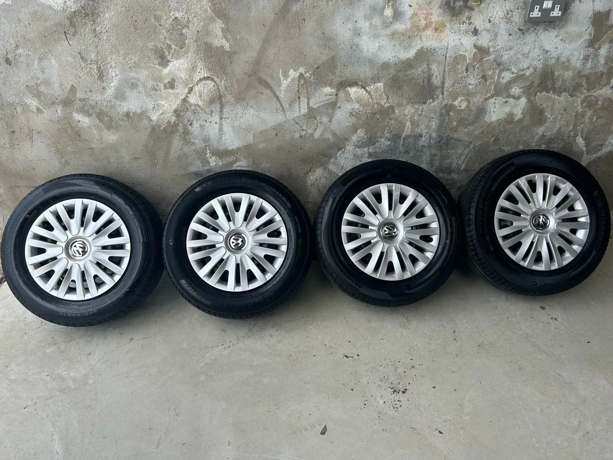 15” VOLKSWAGEN CADDY ALLOY WHEELS & TYRES - Image 2