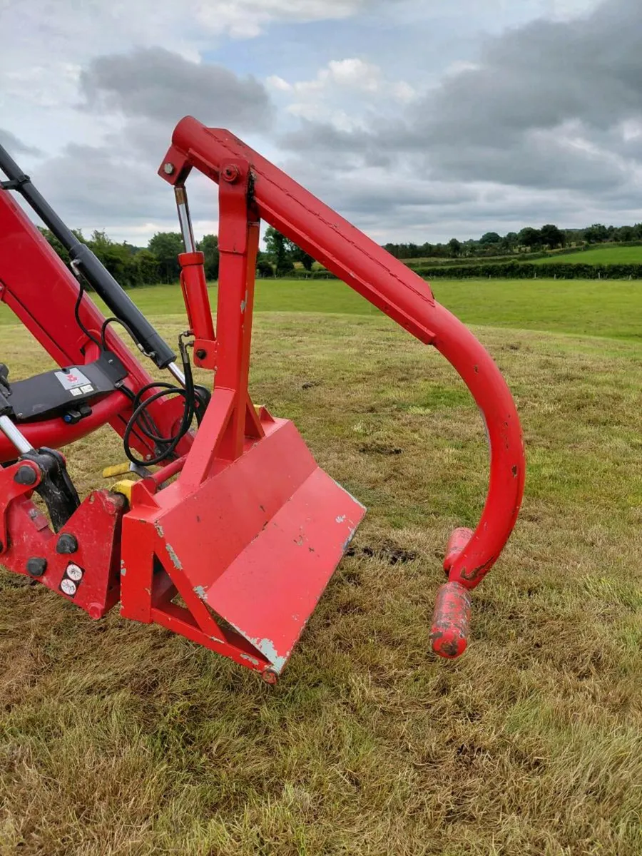 Bale handler - Image 1