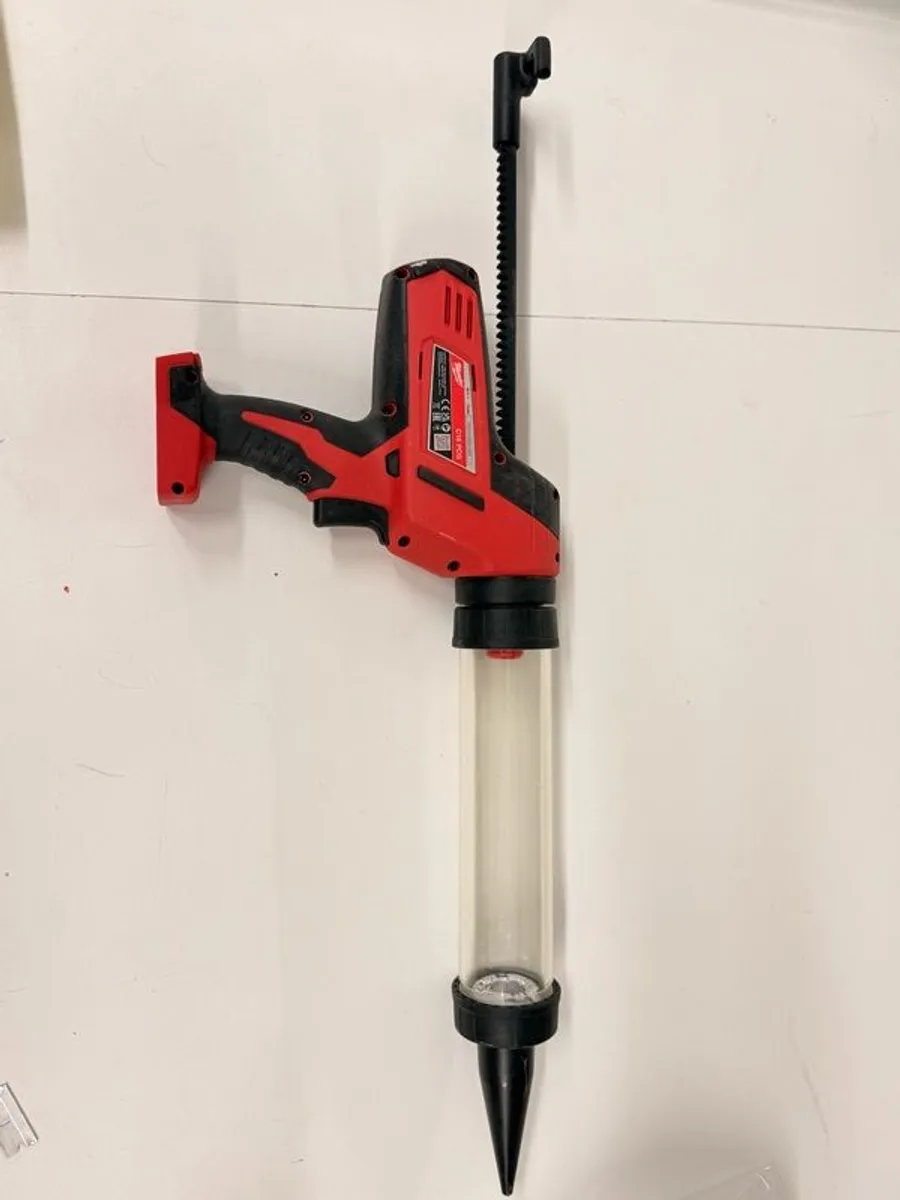 Milwaukee caulk gun 18v c18pcg - Image 2