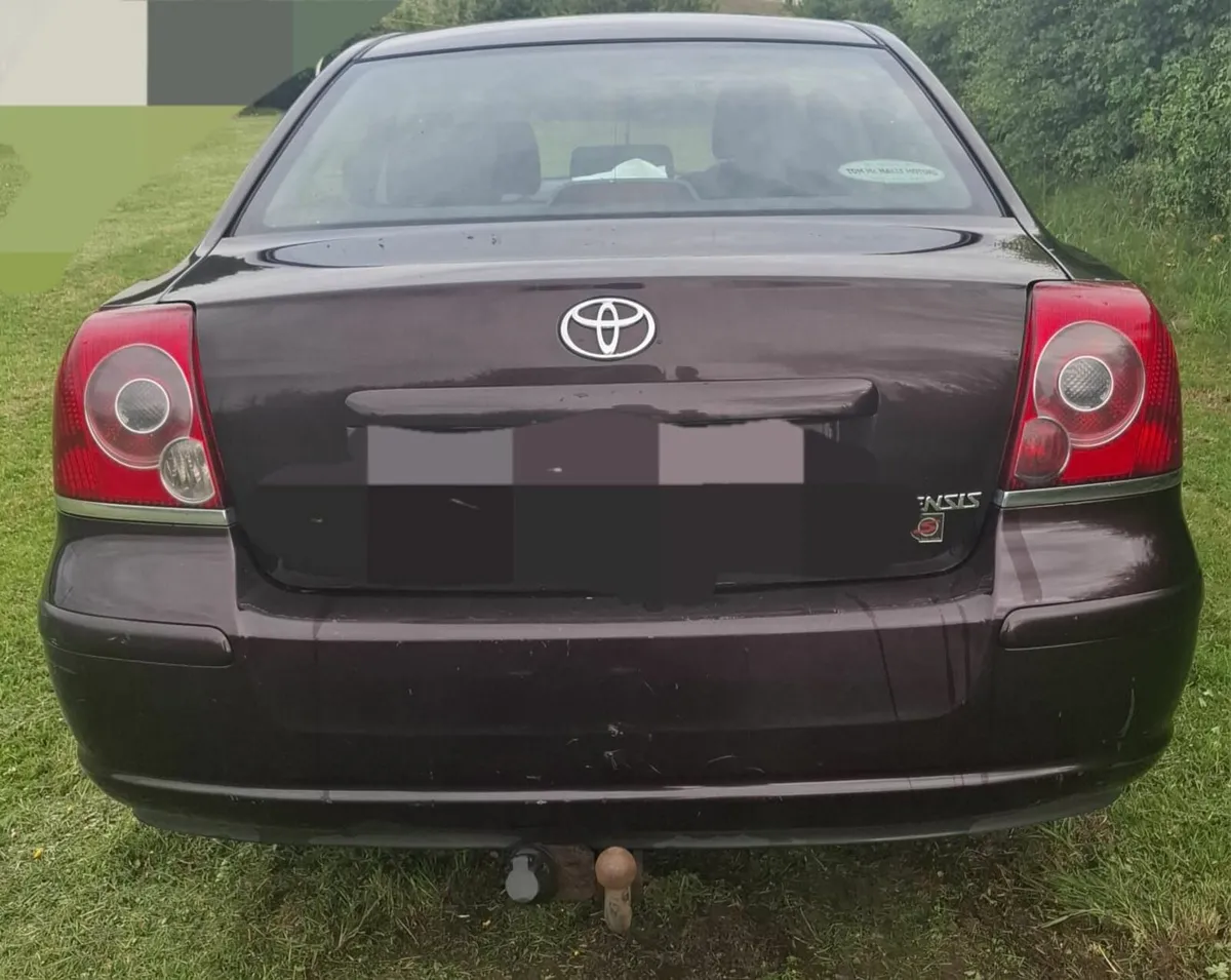 Toyota Avensis 2006 - Image 2